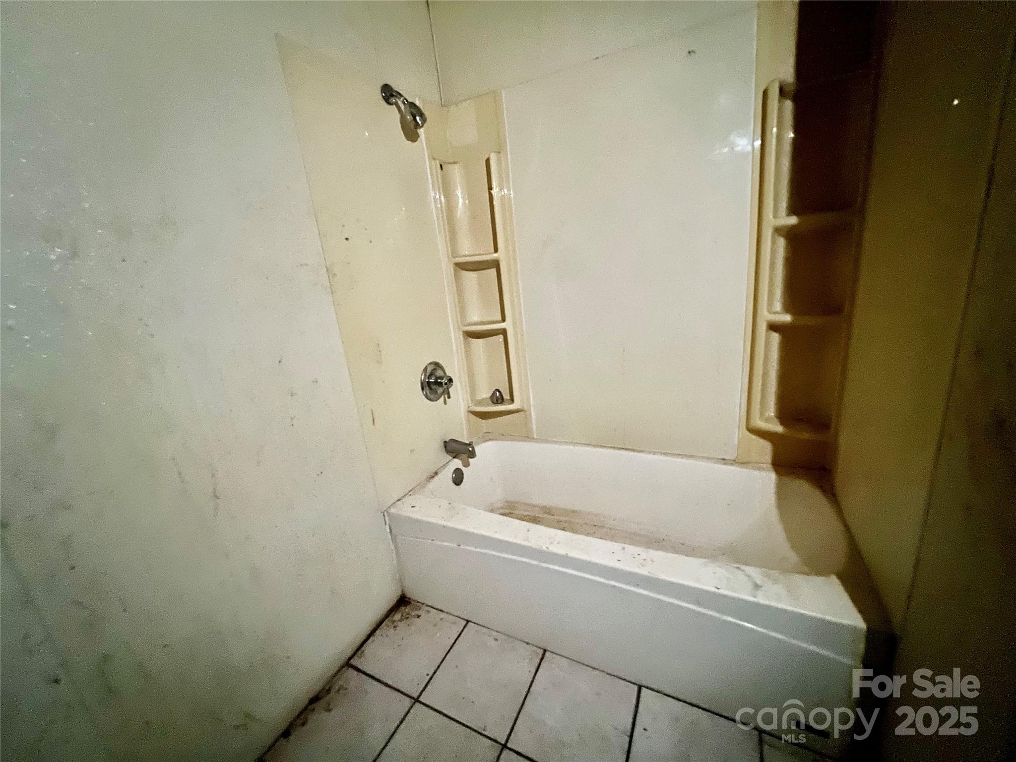 407 Chester Avenue Property Photo 29