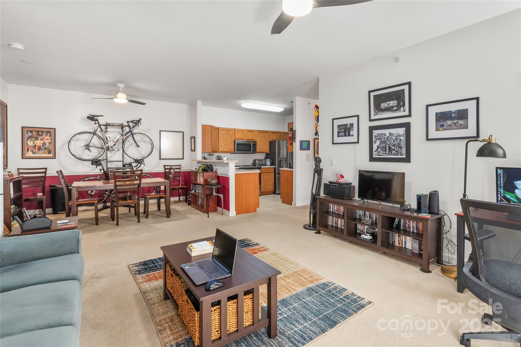 16410 Redstone Mountain Lane Property Photo 7