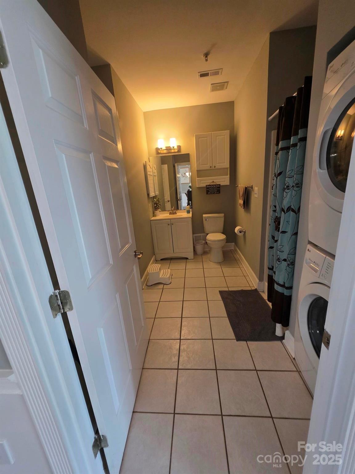 9016 Meadow Vista Drive Property Photo 4