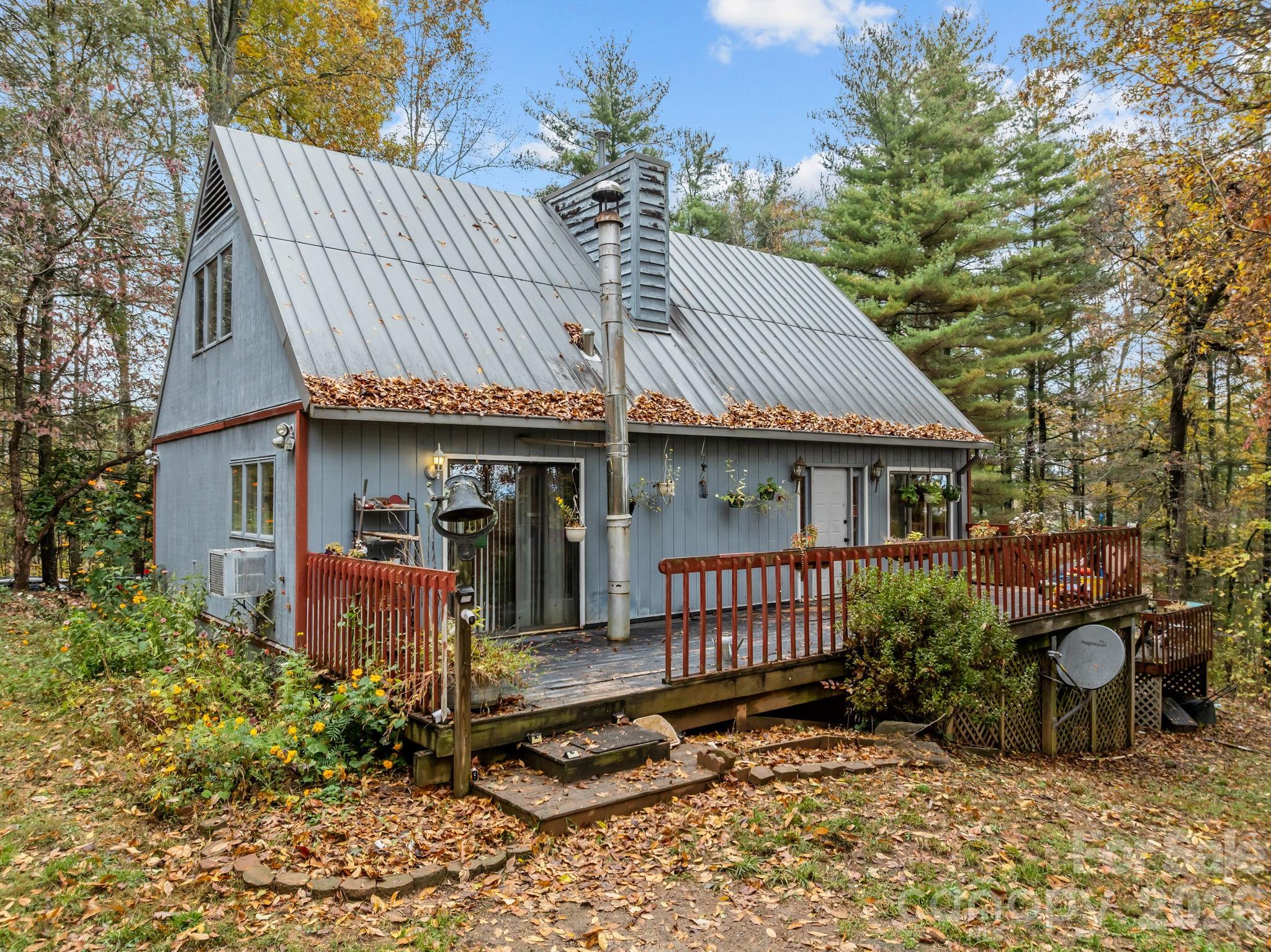 3114 New Leicester Highway Property Photo 1