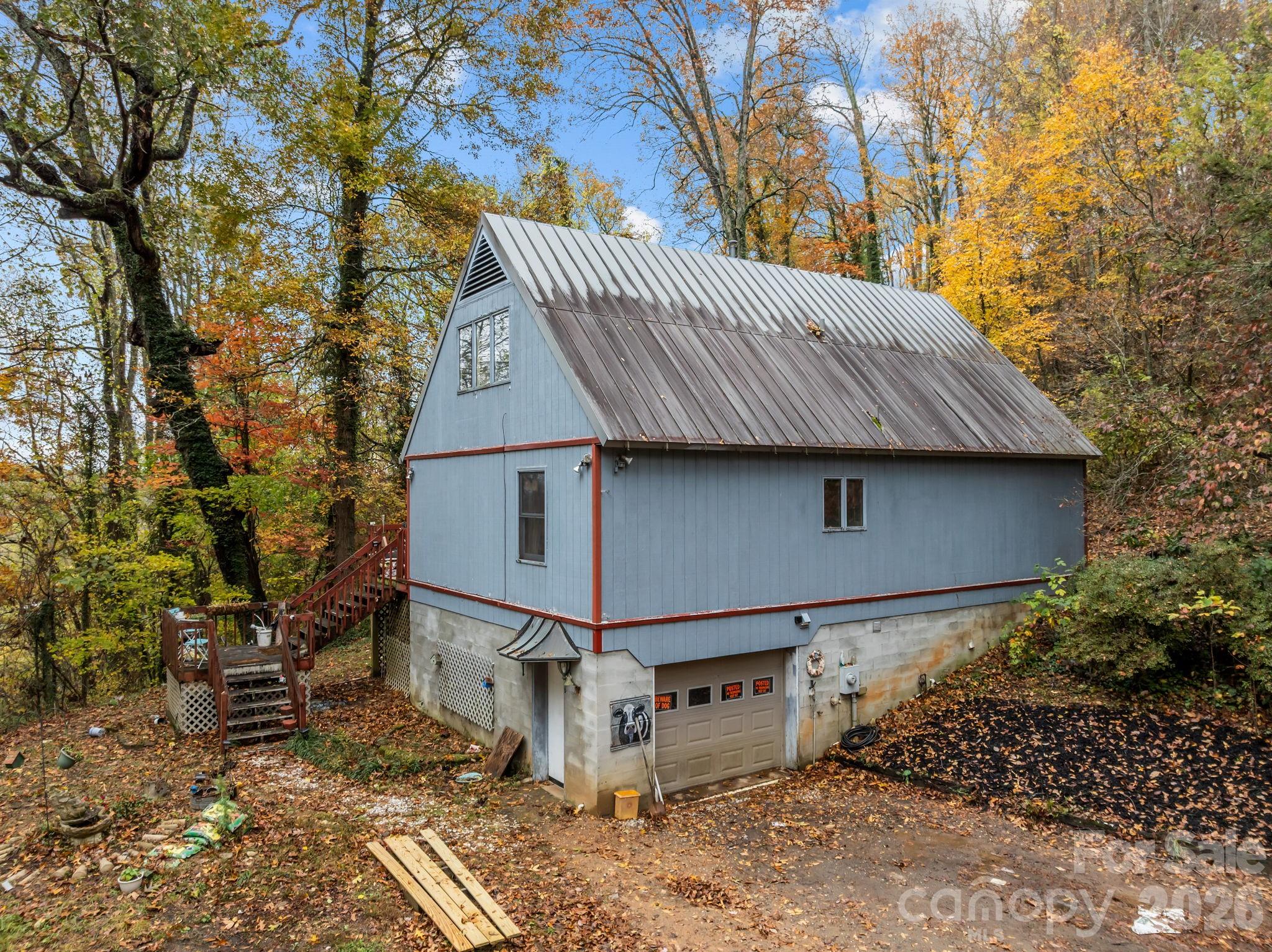 3114 New Leicester Highway Property Photo 4