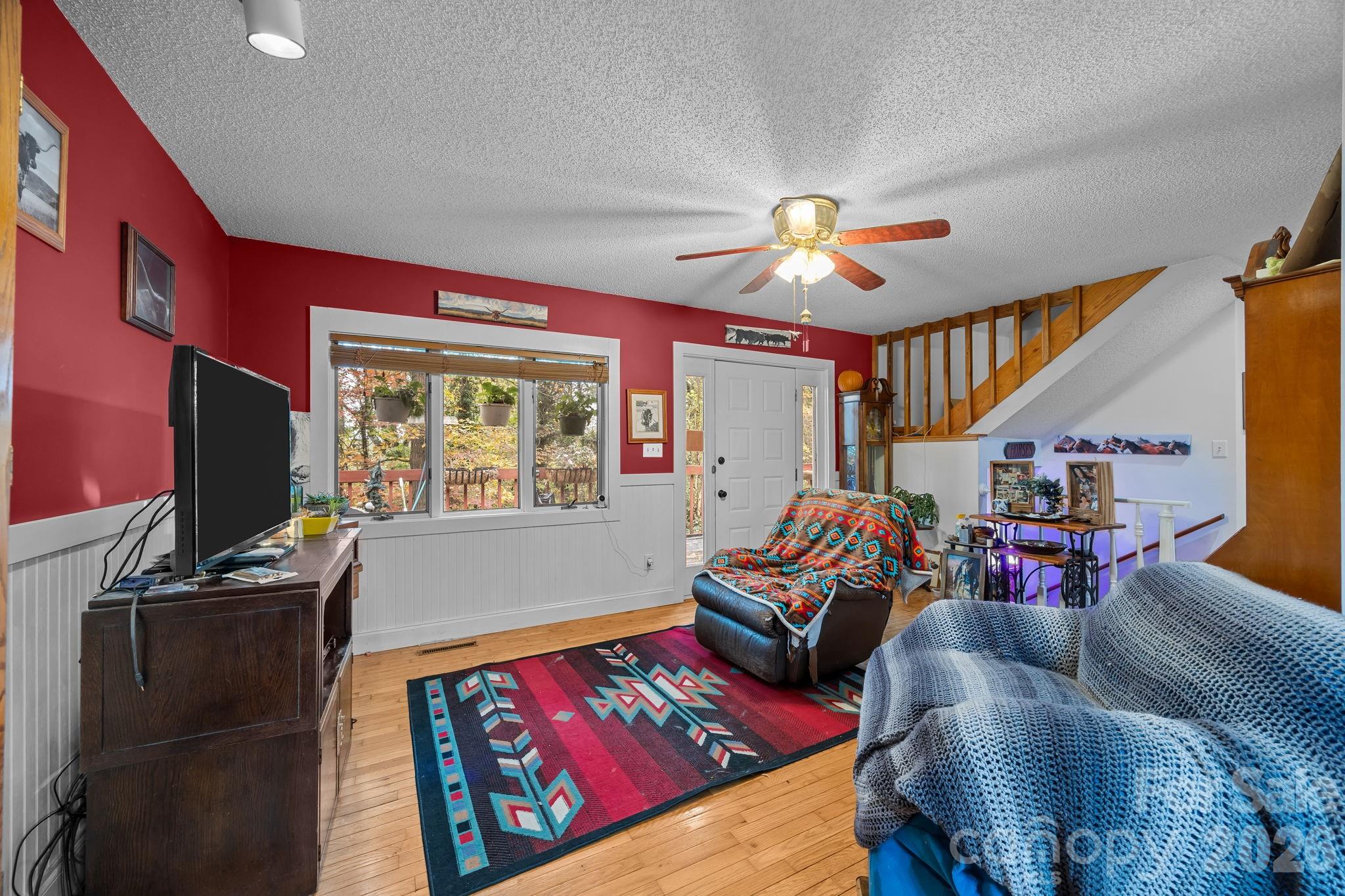 3114 New Leicester Highway Property Photo 6