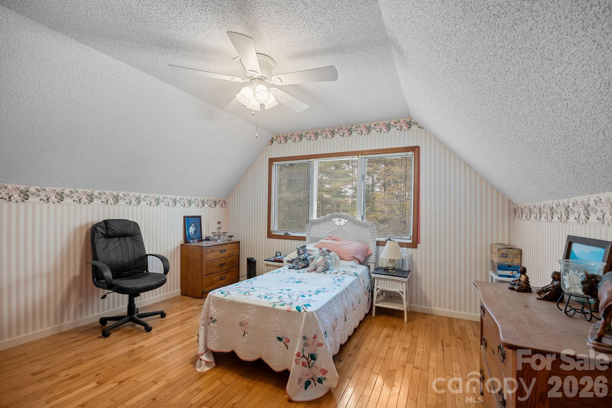 3114 New Leicester Highway Property Photo 18