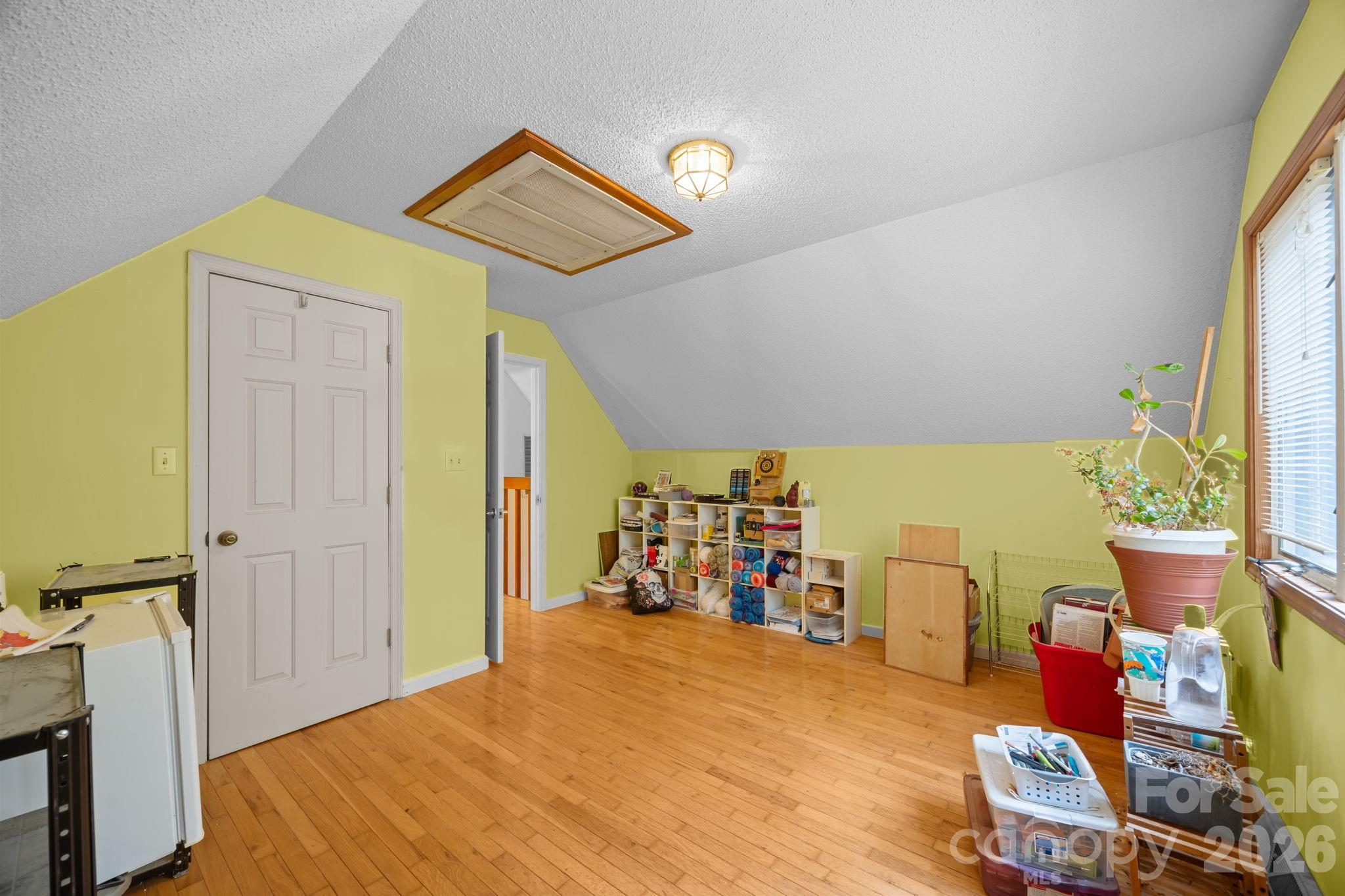 3114 New Leicester Highway Property Photo 21