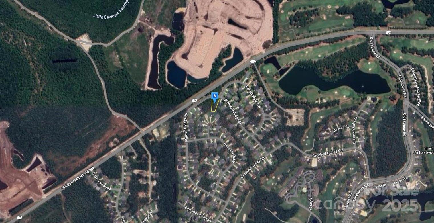 301 Planters Ridge Drive Property Photo 3