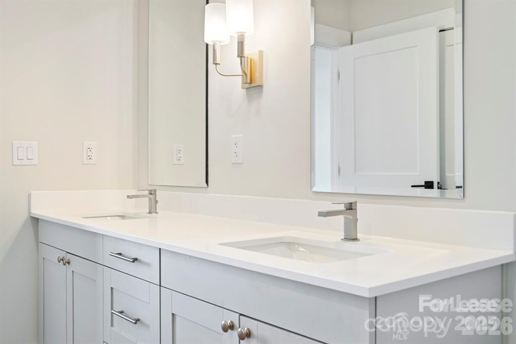 14011 Bespoke Road B4 Property Photo 40