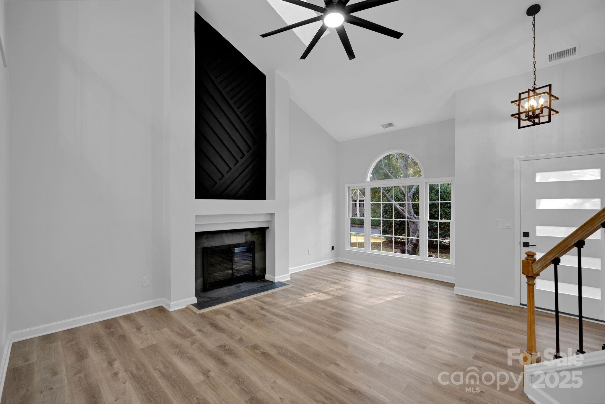 20807 Willow Pond Road Property Photo 7