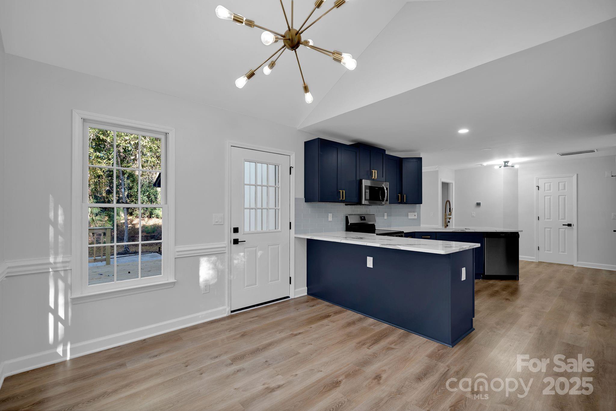 20807 Willow Pond Road Property Photo 13