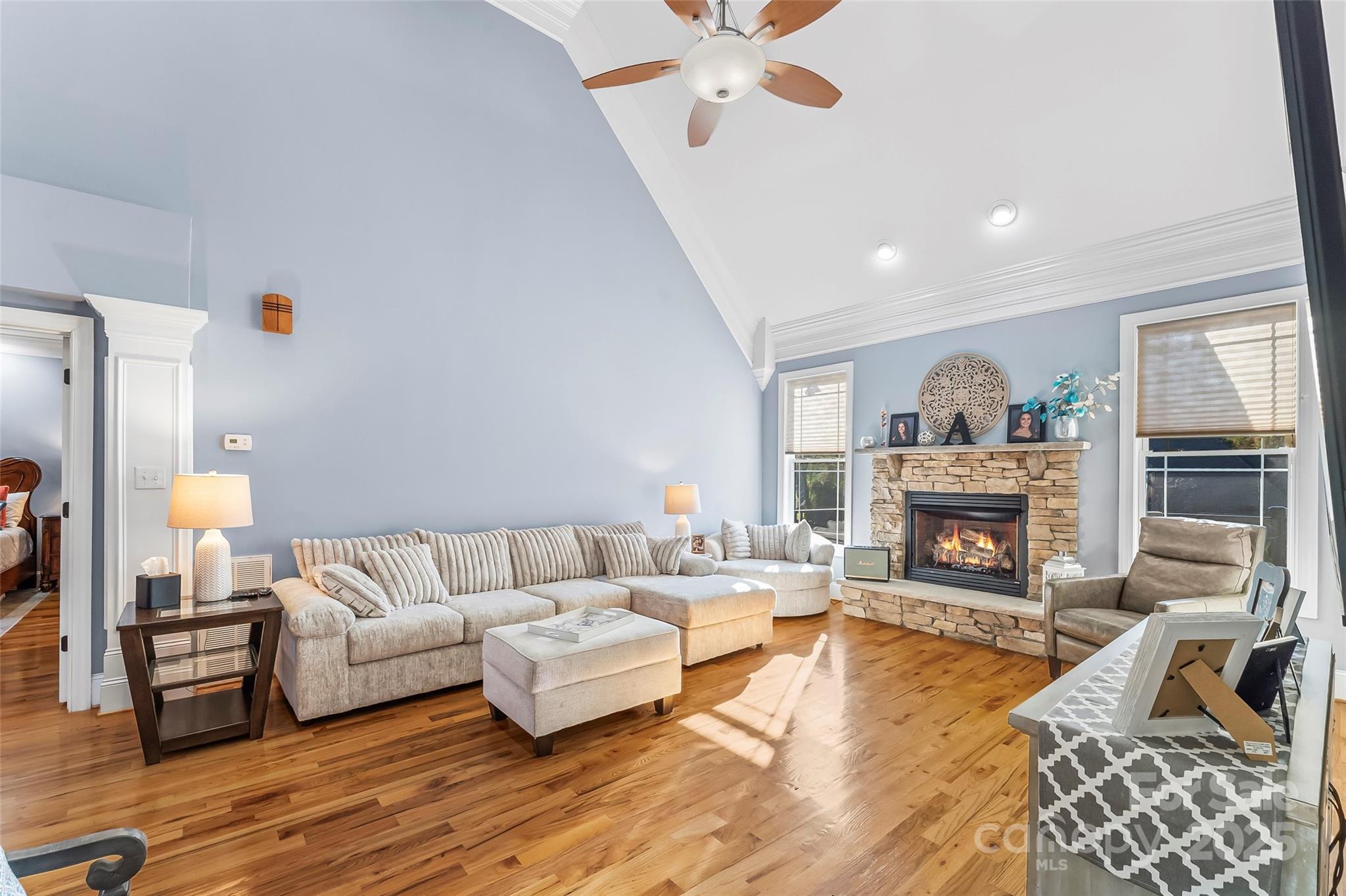 5836 Bakers Point Property Photo 7