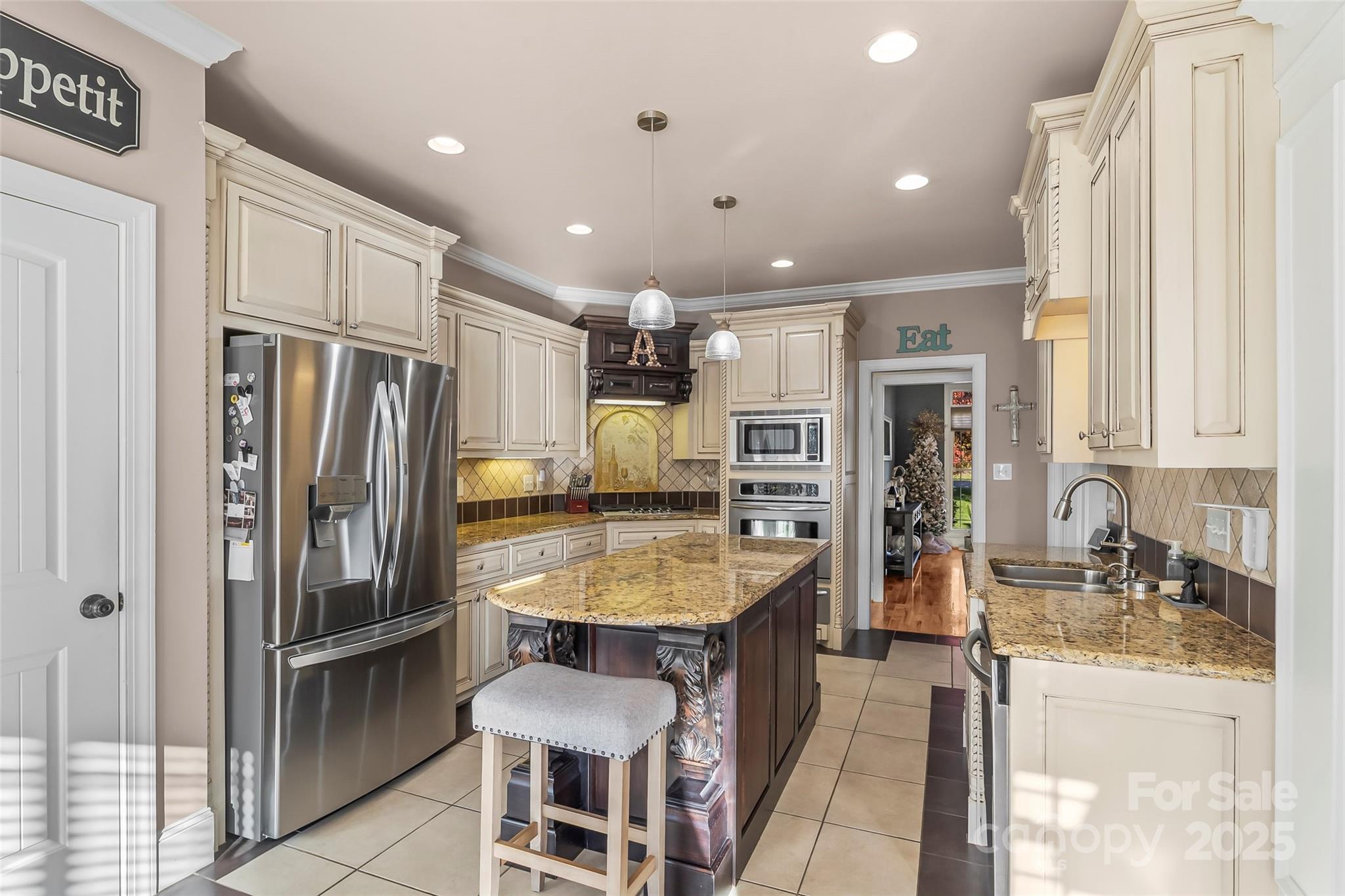 5836 Bakers Point Property Photo 13