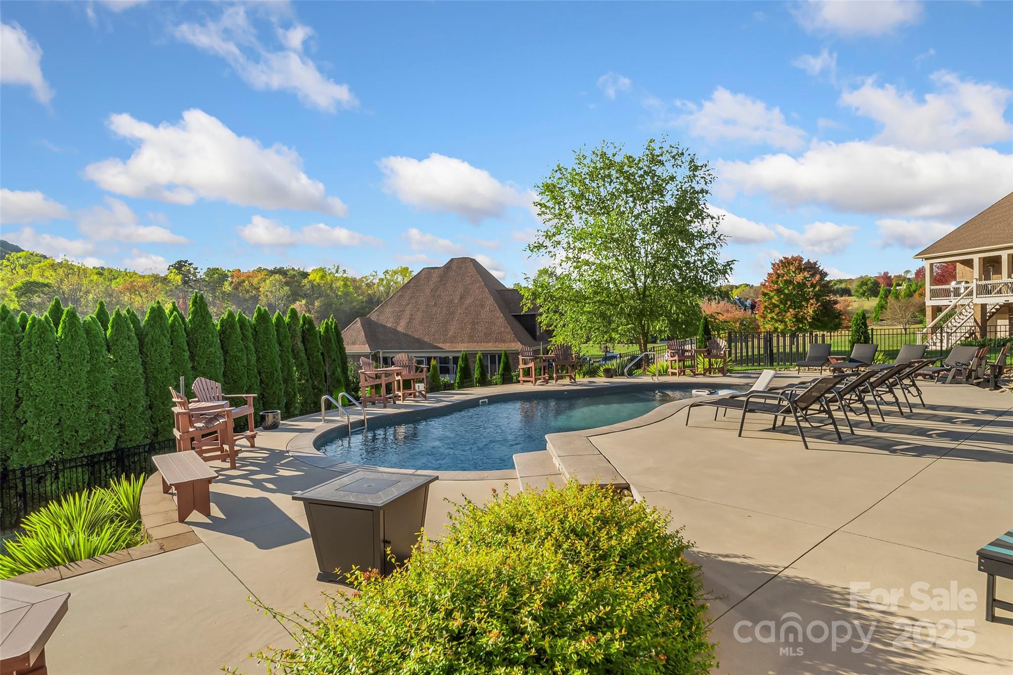 5836 Bakers Point Property Photo 43