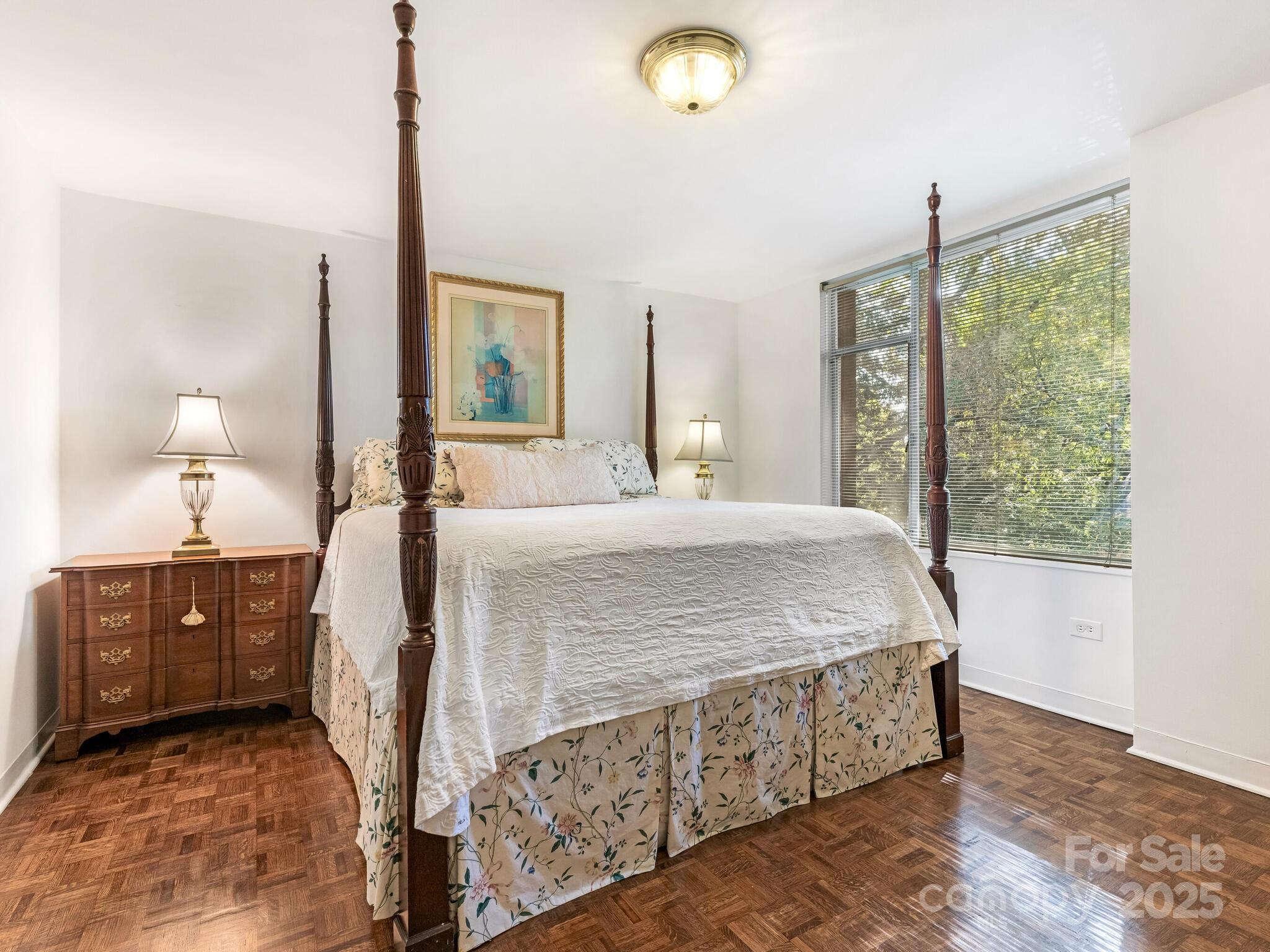 1300 Queens Road 401 Property Photo 7