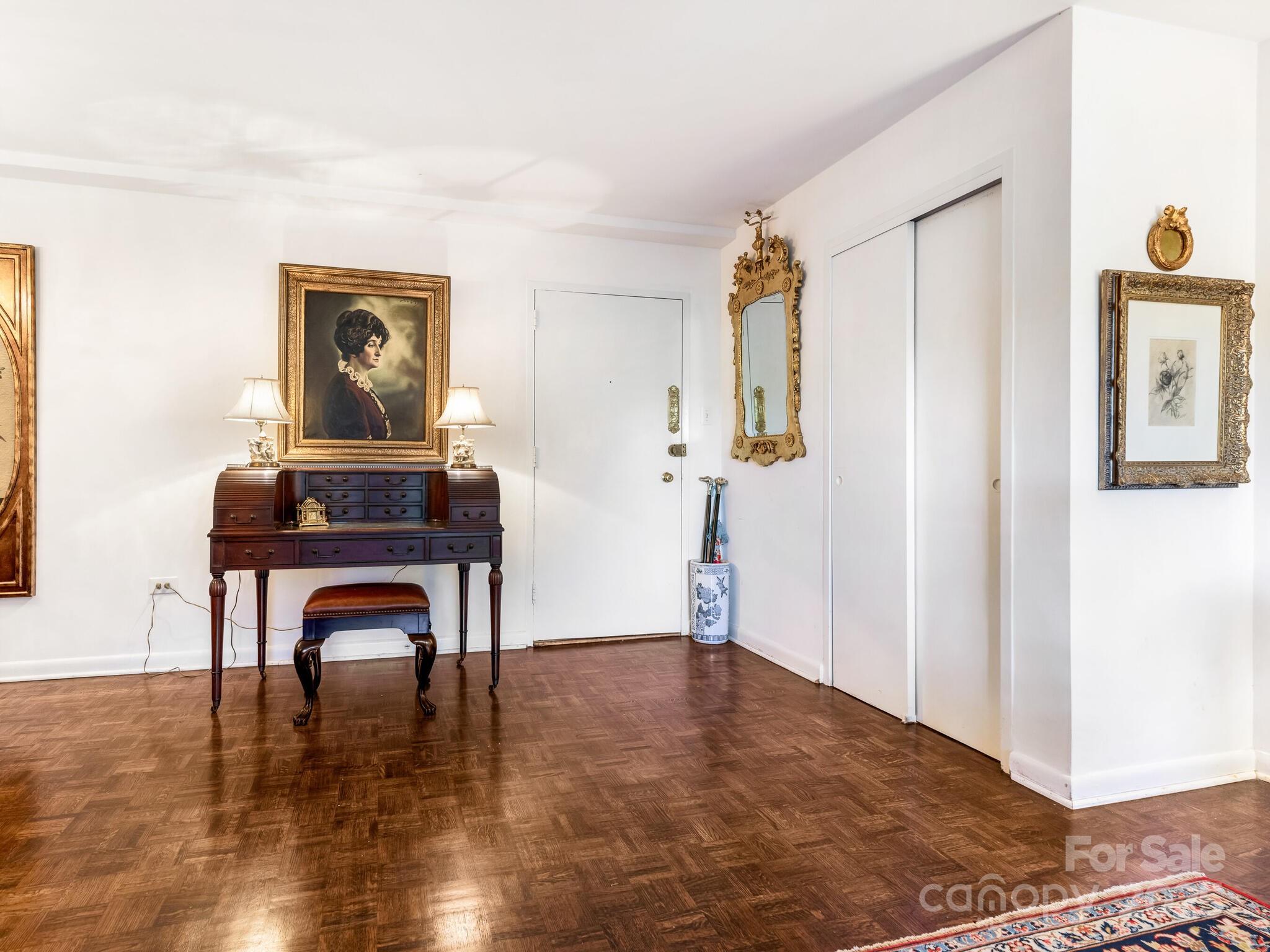 1300 Queens Road 401 Property Photo 17