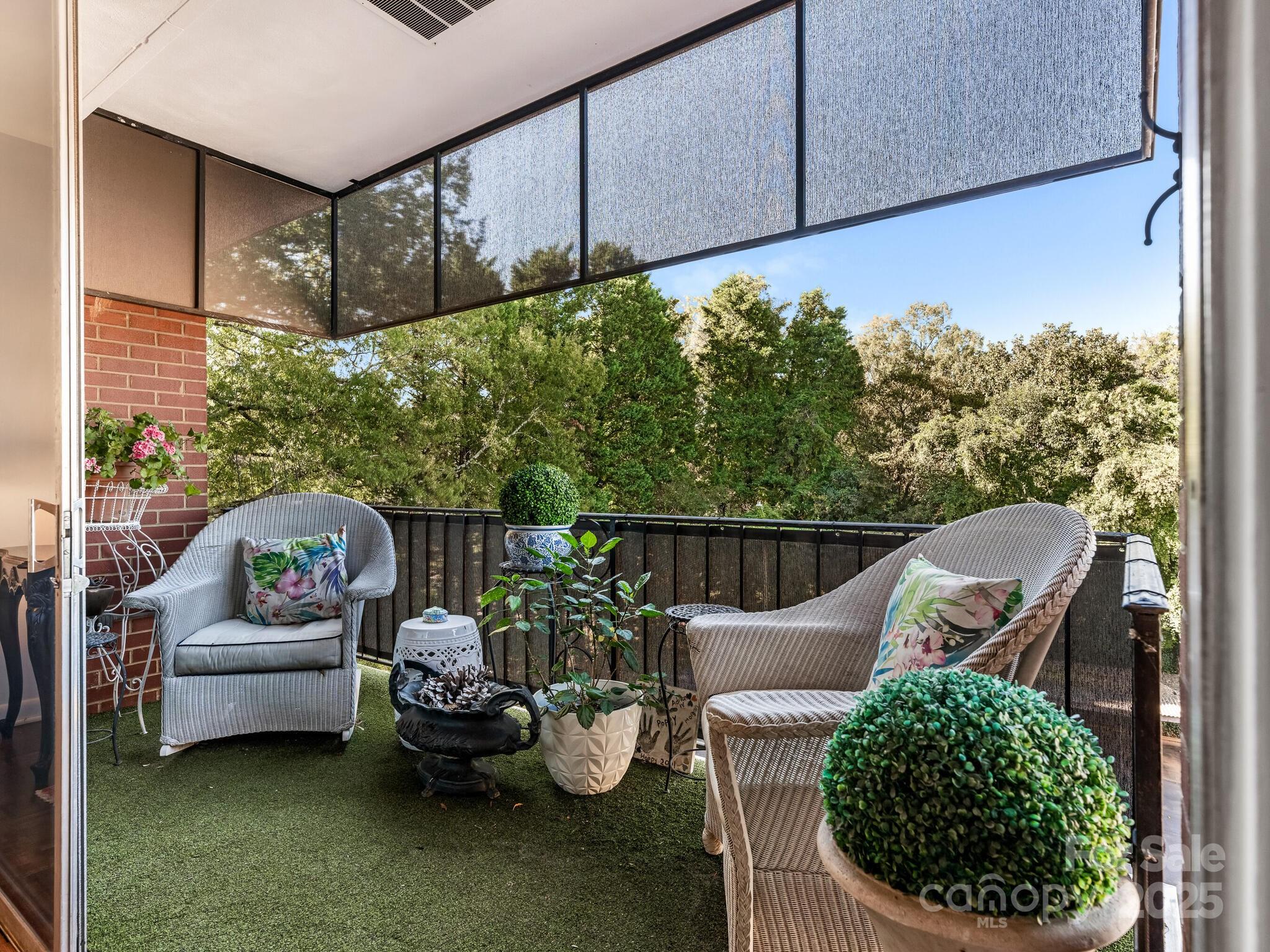 1300 Queens Road 401 Property Photo 18