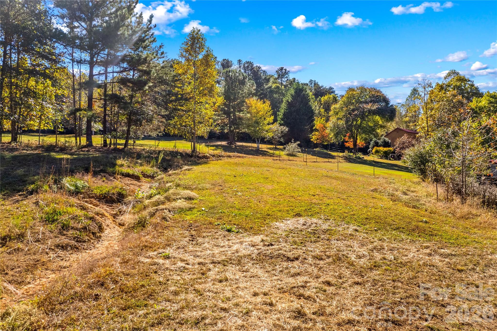 153 Mcgregor Lane Property Photo 7