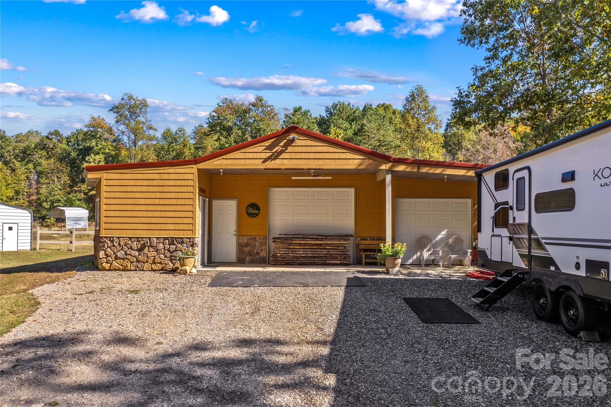 153 Mcgregor Lane Property Photo 14