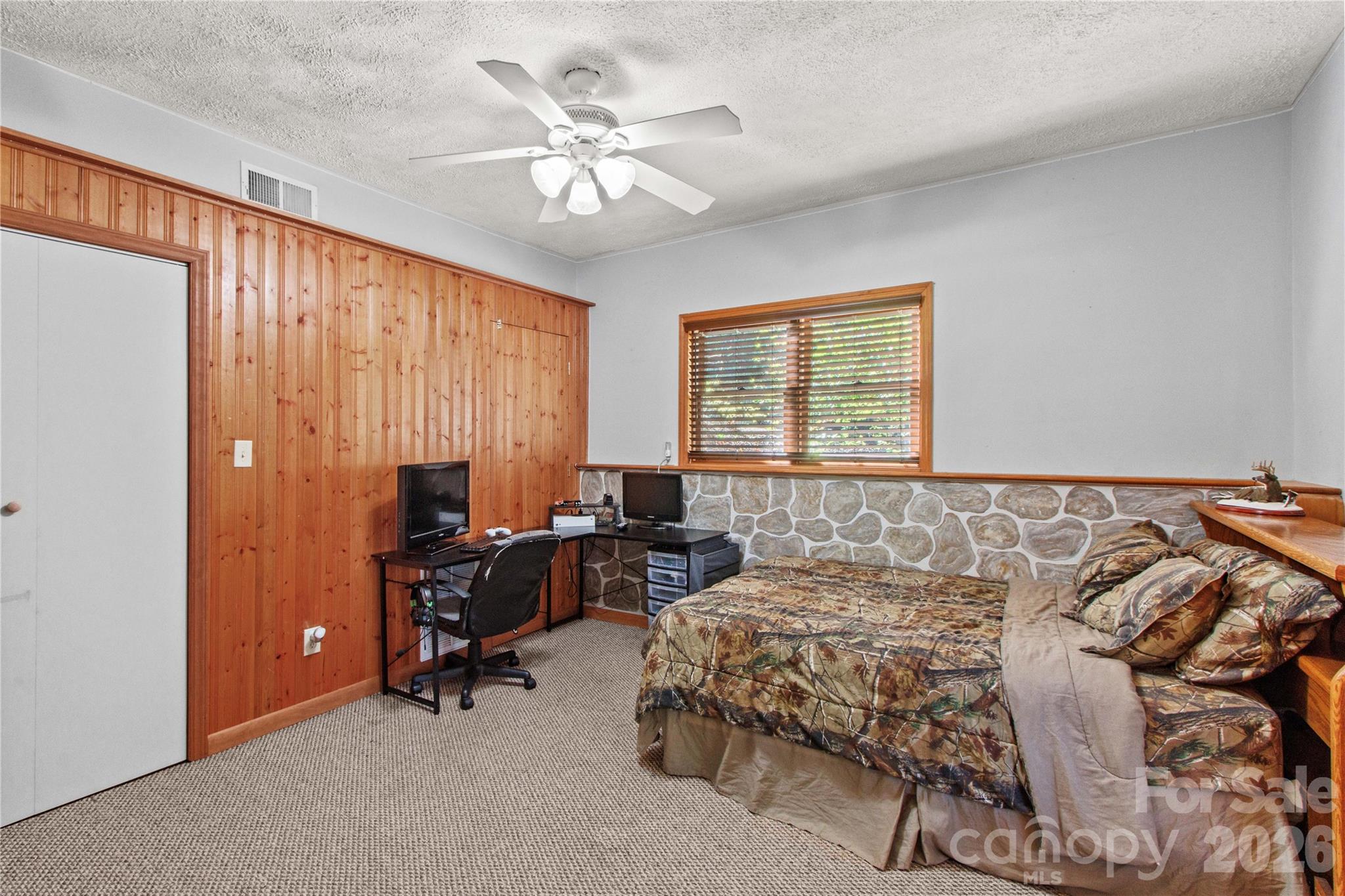 153 Mcgregor Lane Property Photo 26