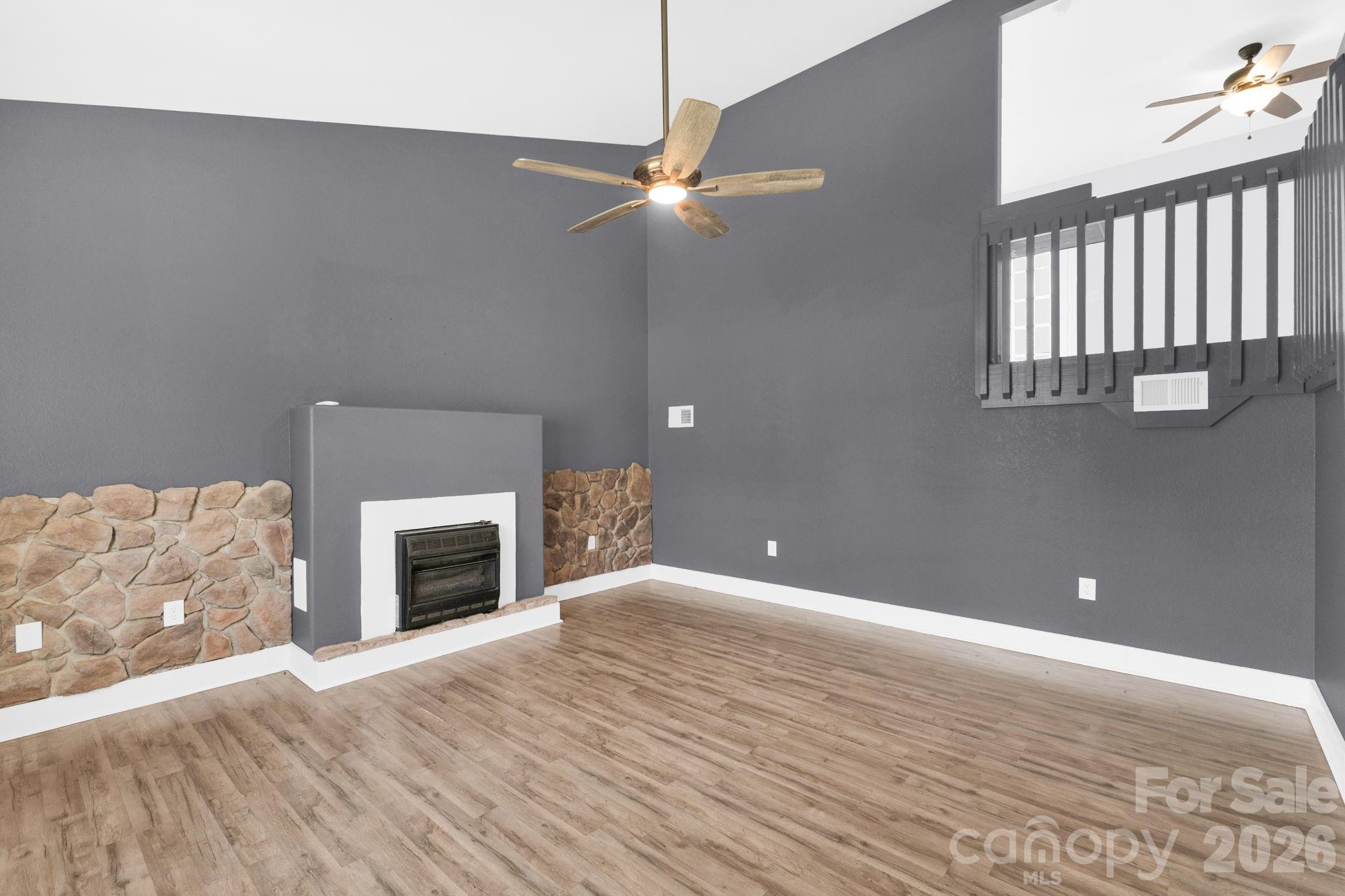 311 N Meadow Drive Property Photo 4
