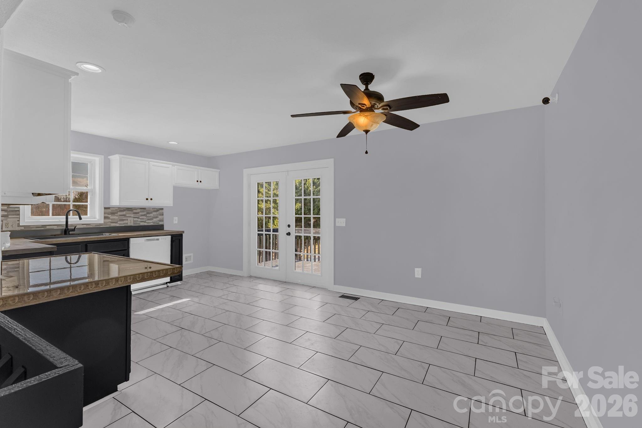 311 N Meadow Drive Property Photo 9