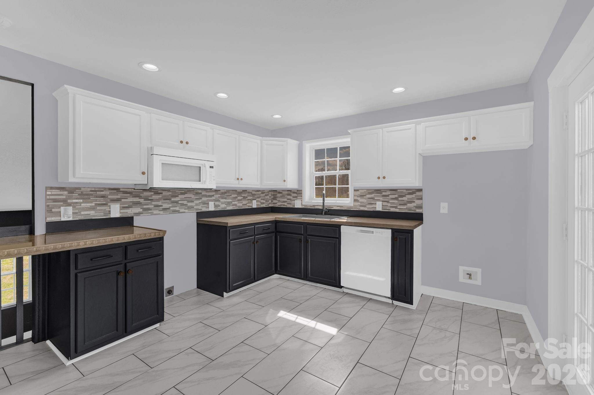 311 N Meadow Drive Property Photo 12
