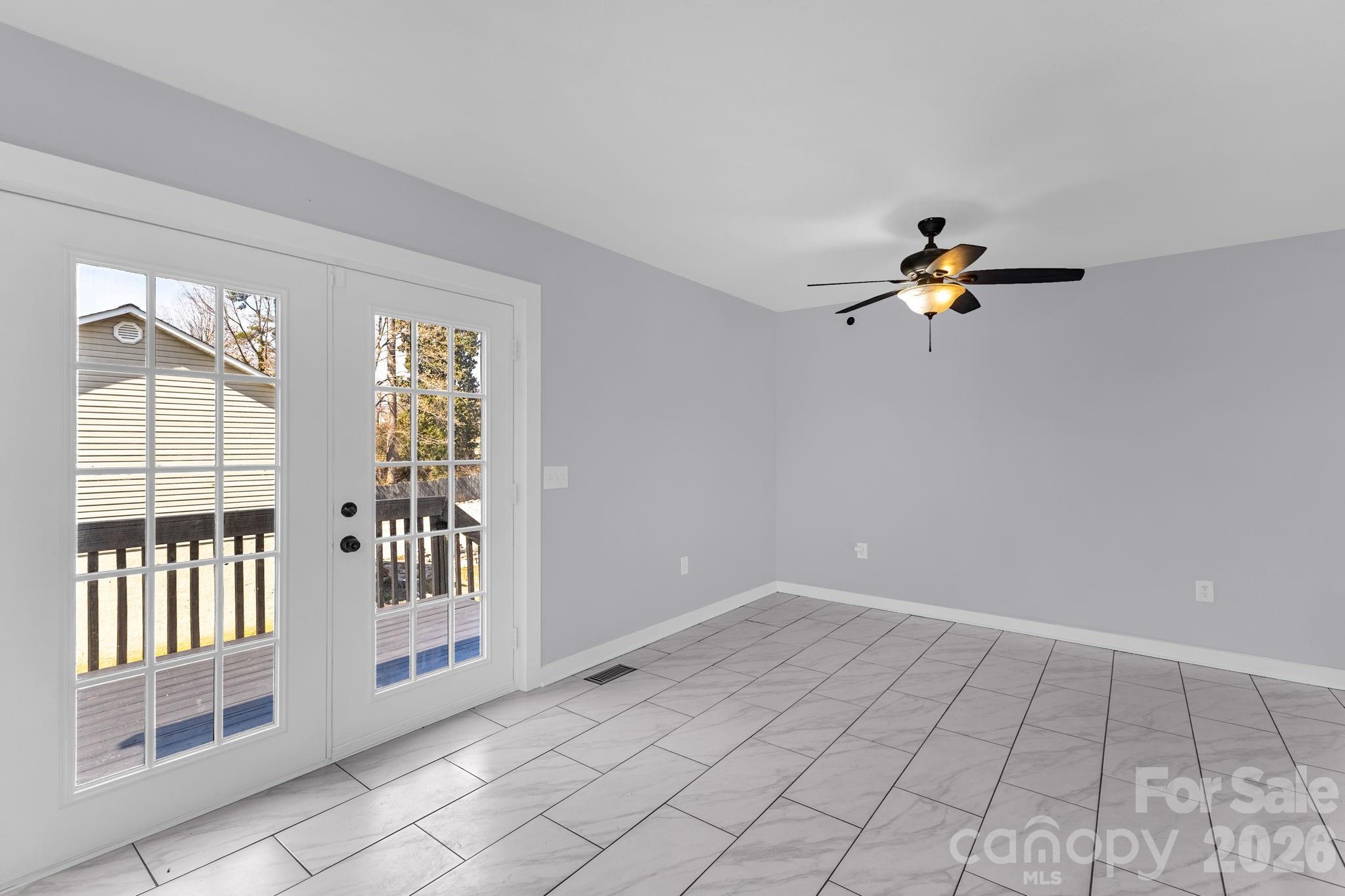 311 N Meadow Drive Property Photo 14