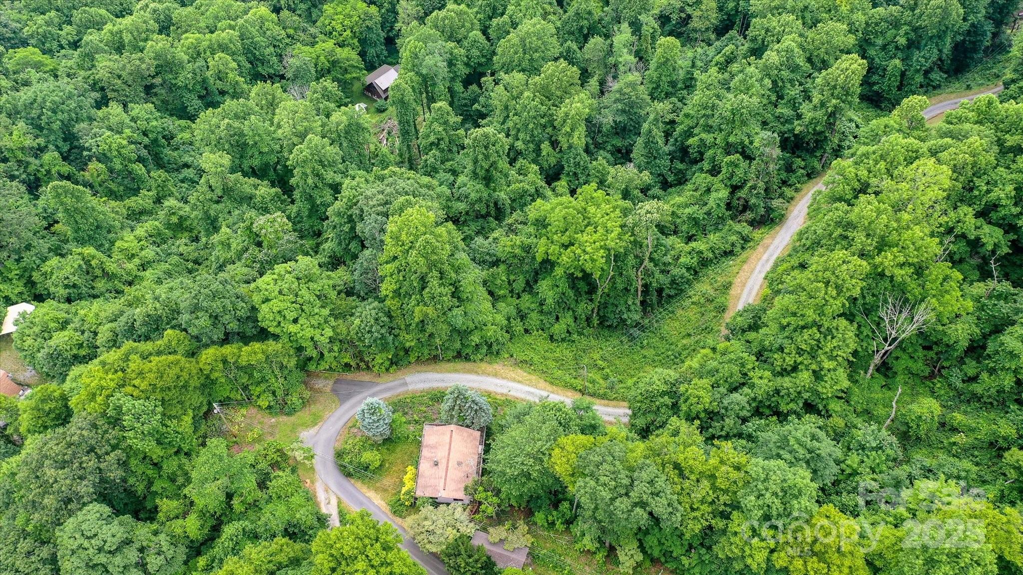99999 Secluded Valley Road Property Photo 4
