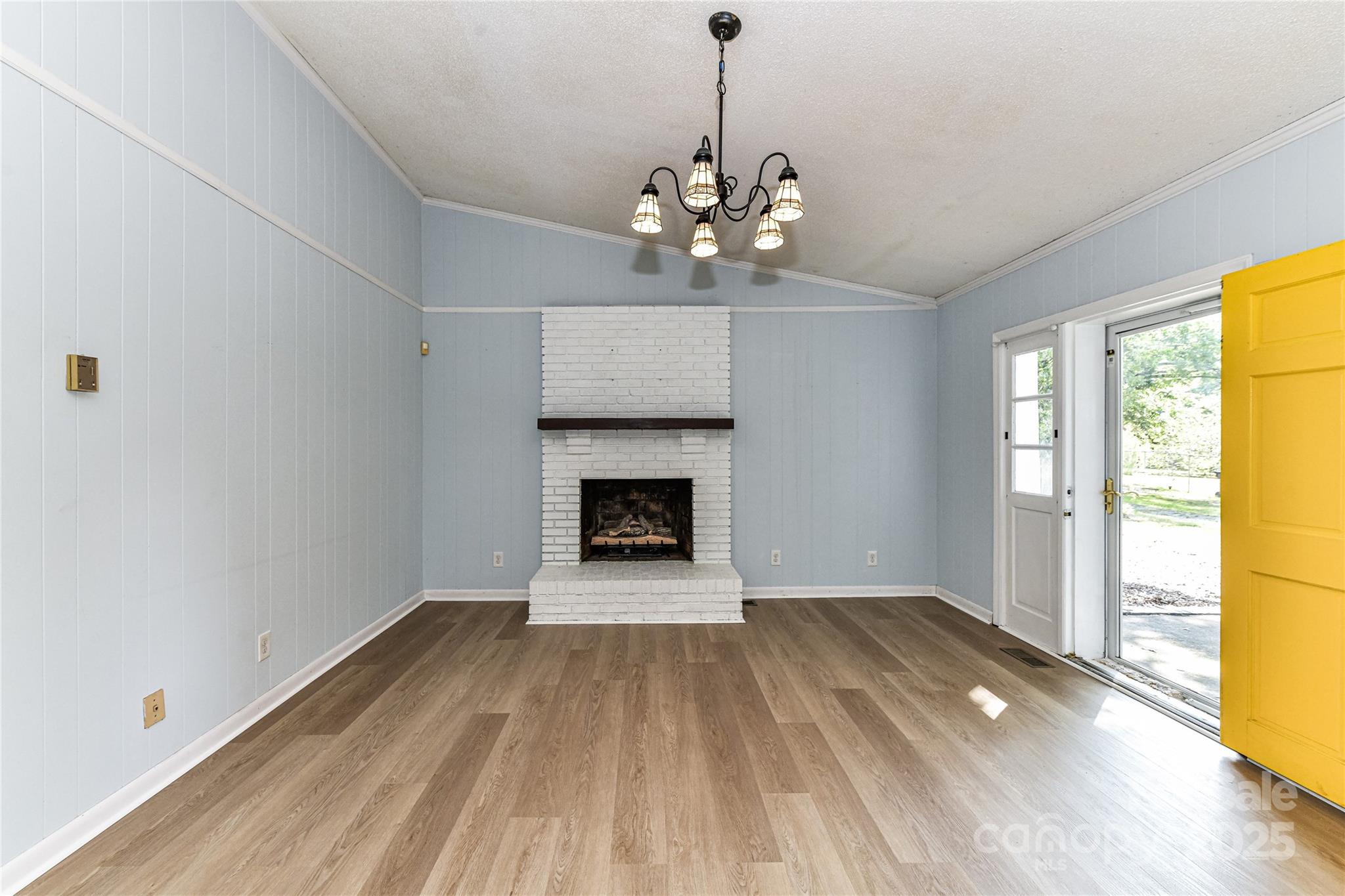1021 Cyrus Edwards Road Property Photo 8