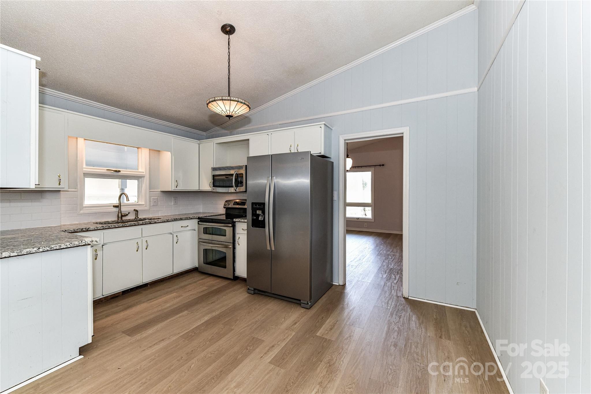 1021 Cyrus Edwards Road Property Photo 11