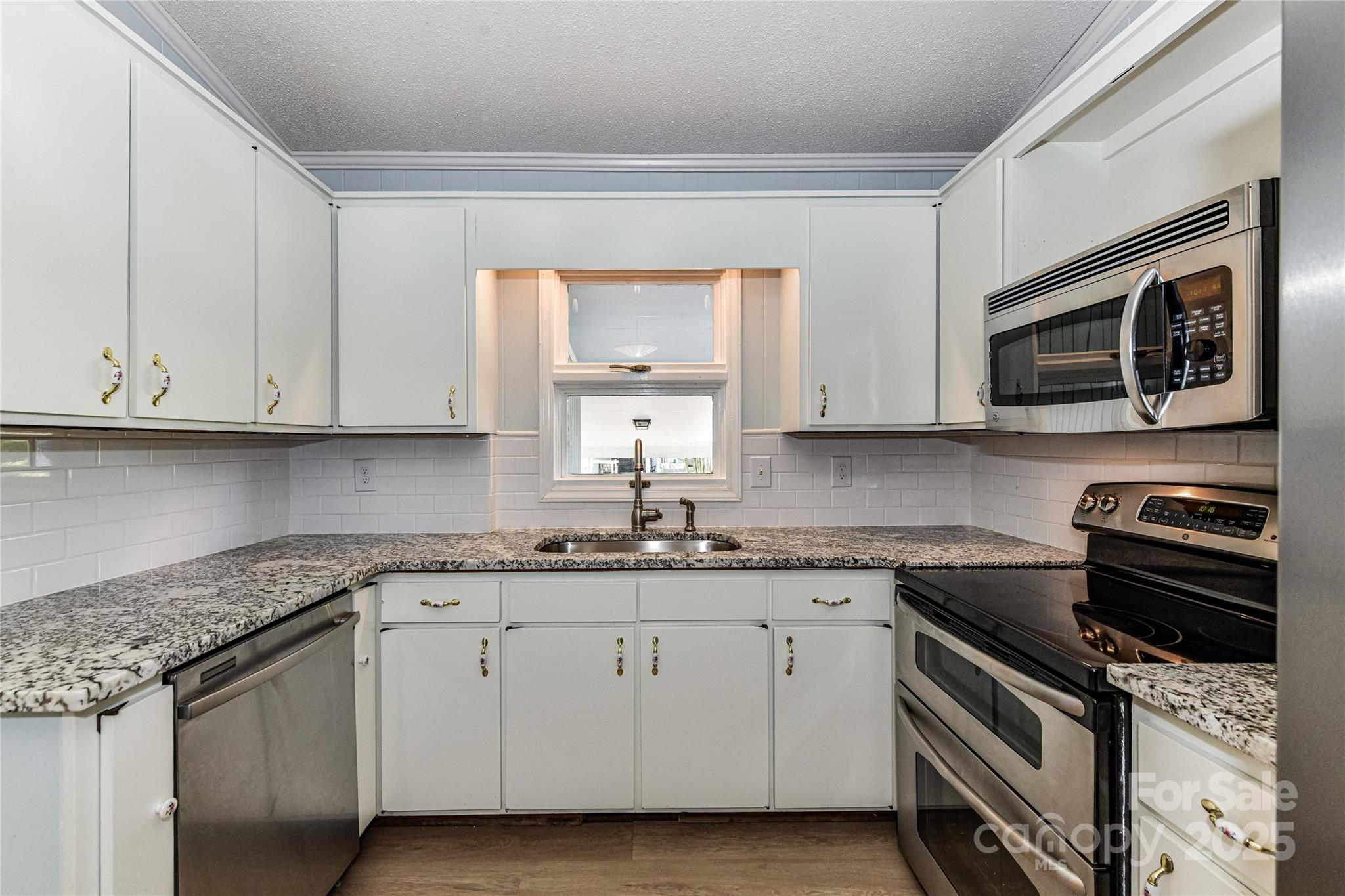 1021 Cyrus Edwards Road Property Photo 13