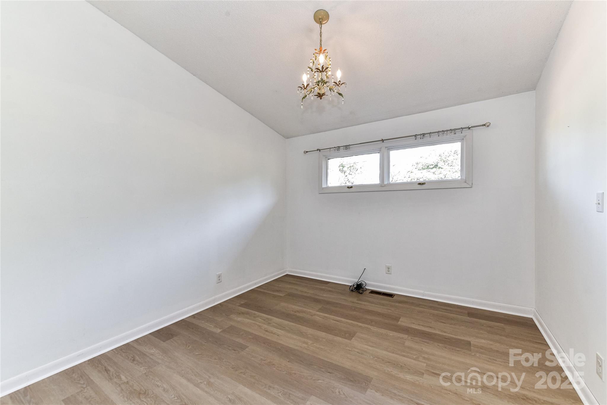 1021 Cyrus Edwards Road Property Photo 20