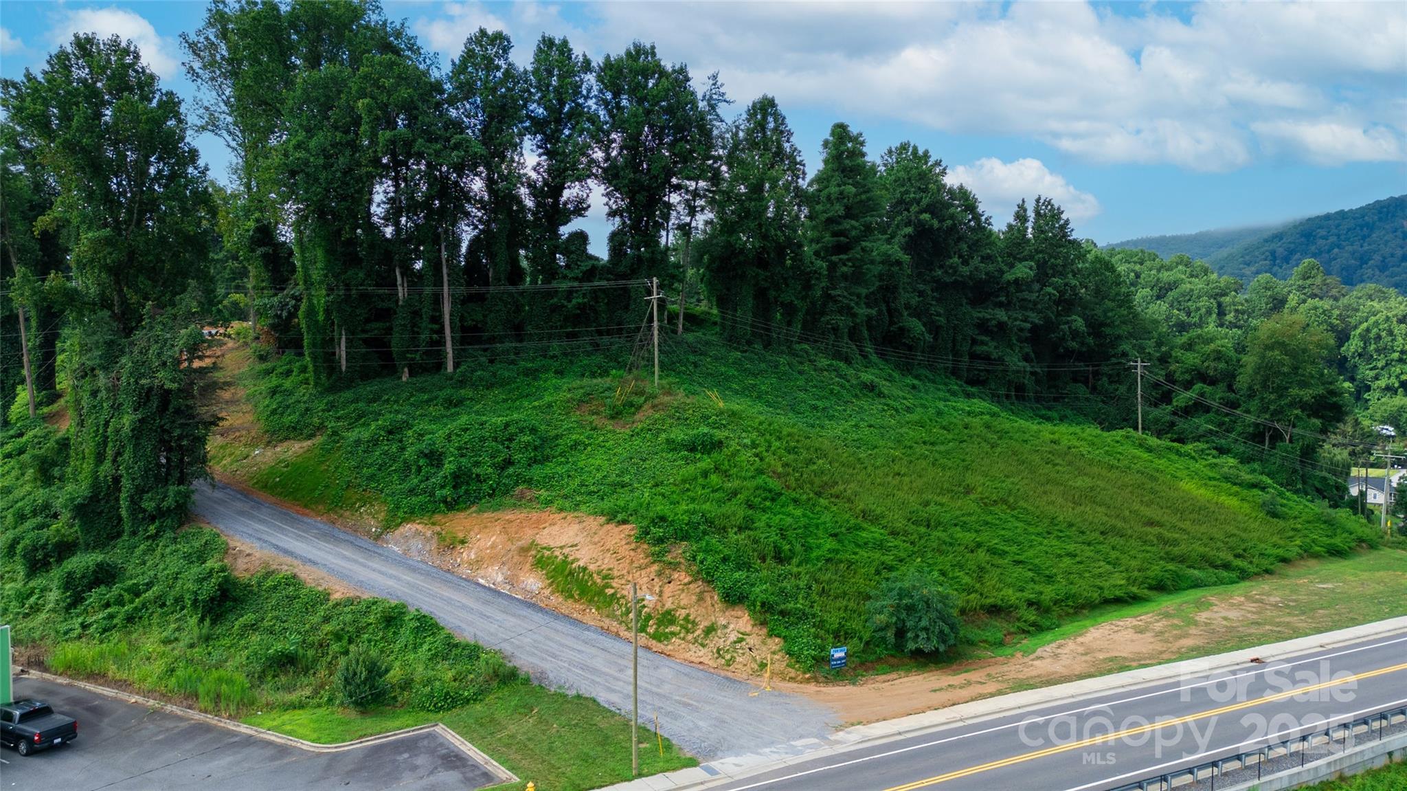 115 Haywood Road Property Photo 16