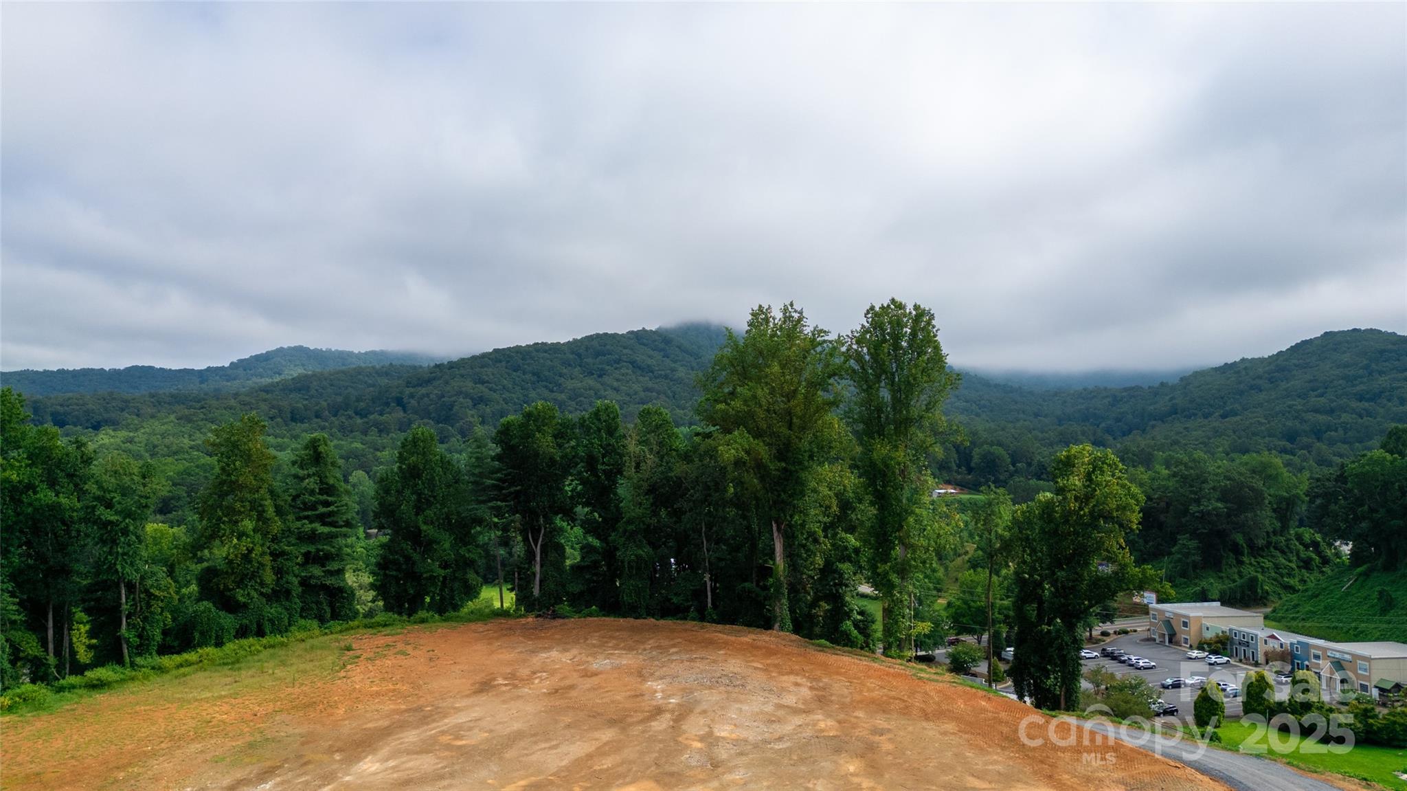 115 Haywood Road Property Photo 26