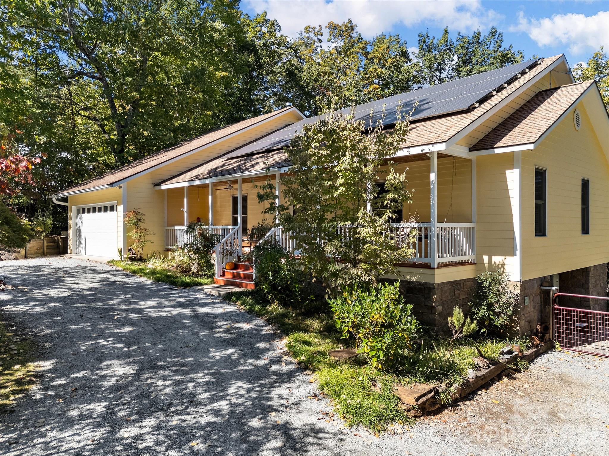 160 Caledonia Road Property Photo 1