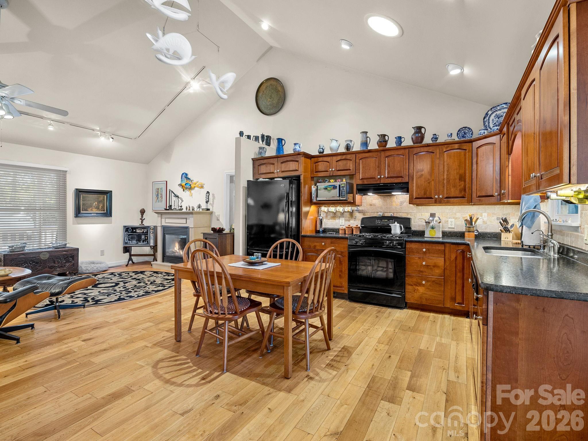 160 Caledonia Road Property Photo 15