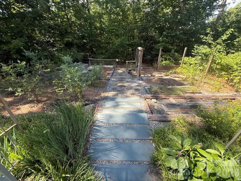 160 Caledonia Road Property Photo 37
