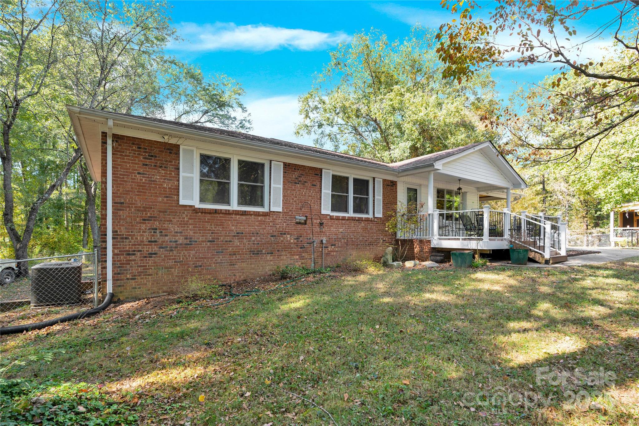 841 Knowles Drive Property Photo 6