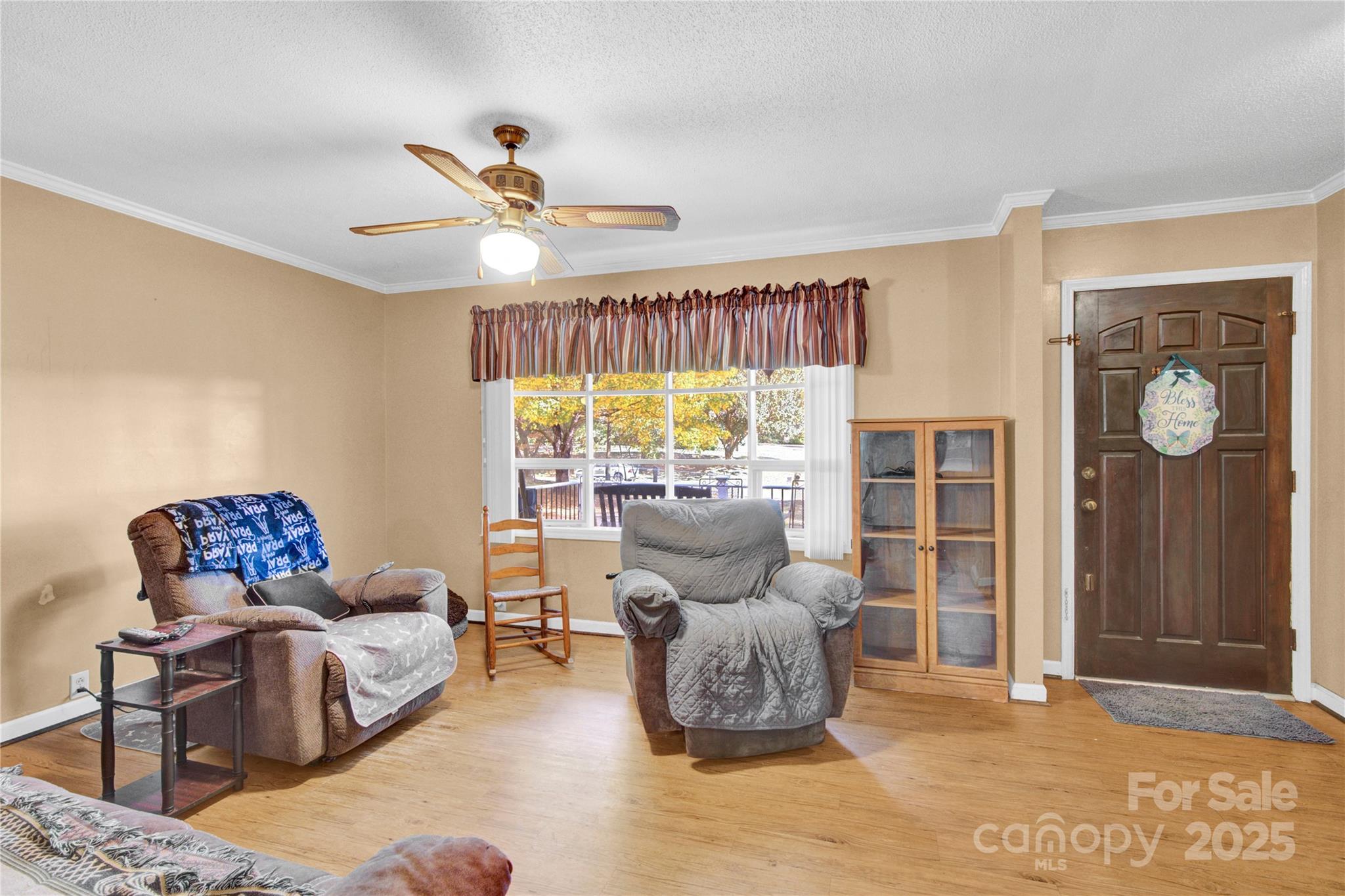 841 Knowles Drive Property Photo 25