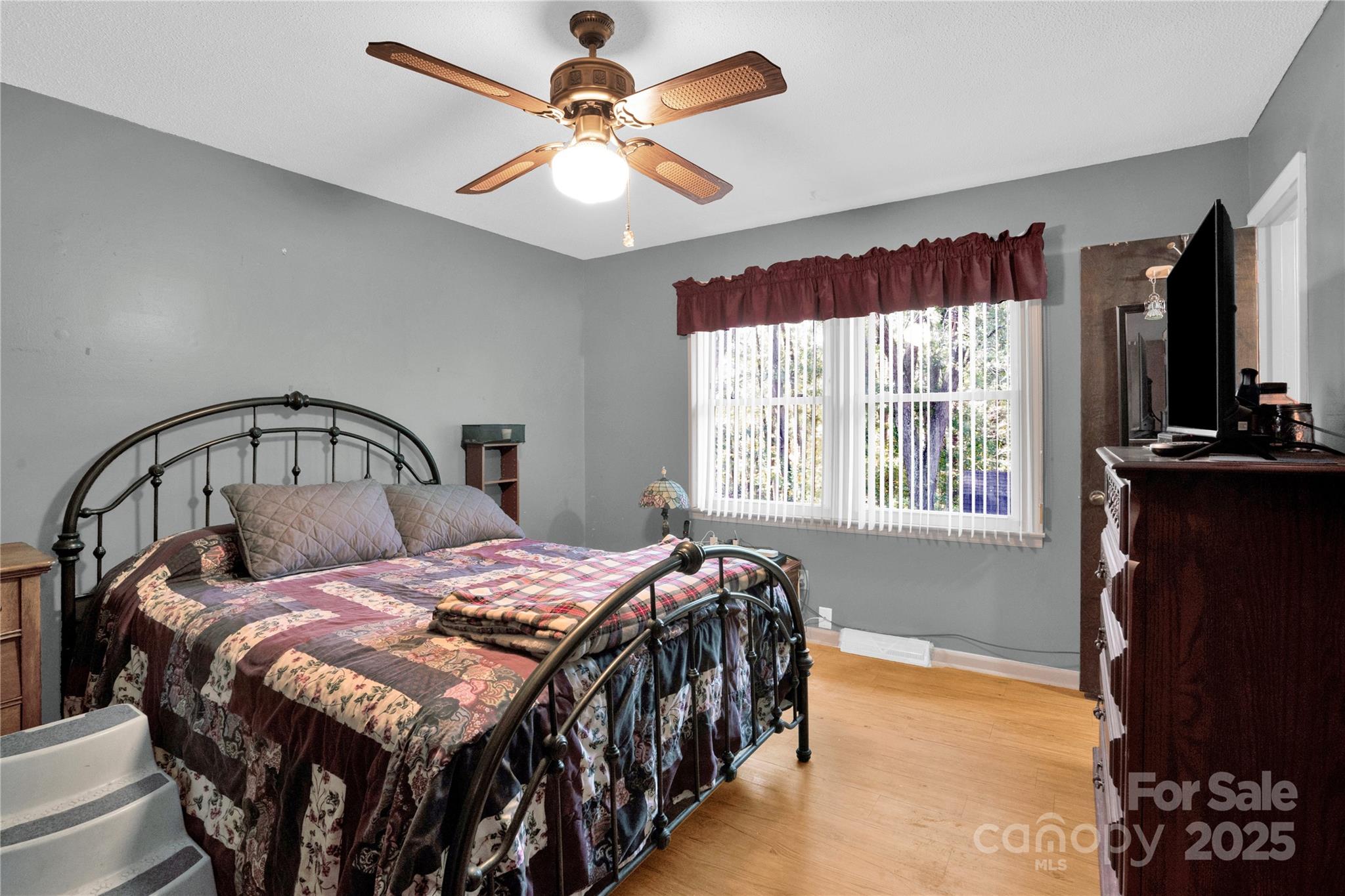 841 Knowles Drive Property Photo 27