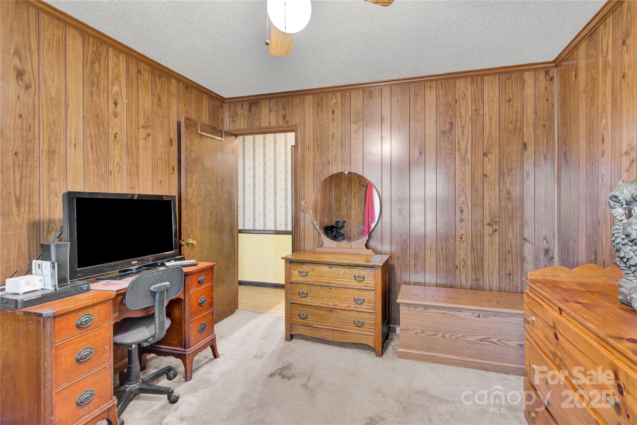 841 Knowles Drive Property Photo 28