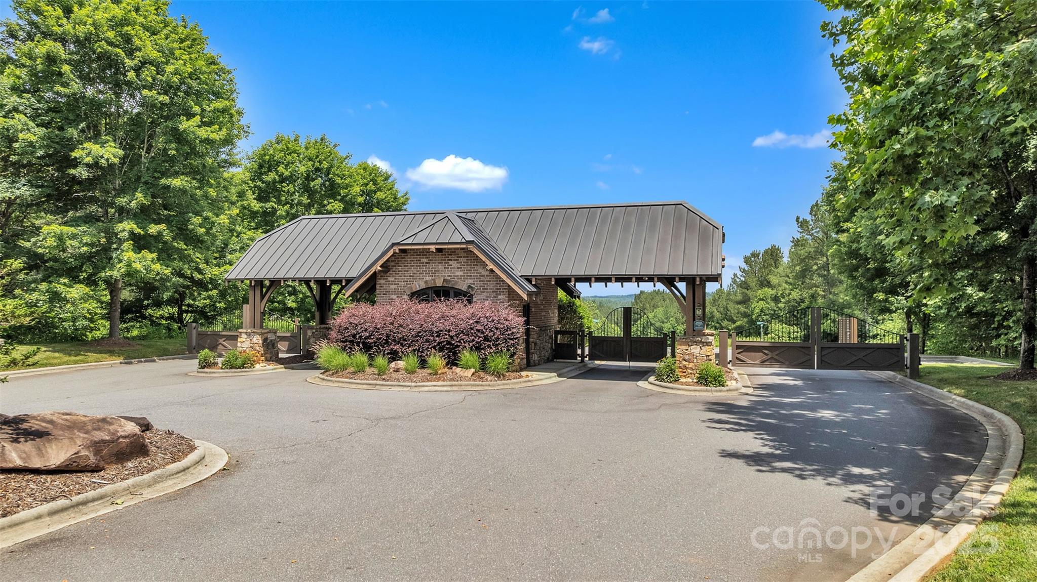 110 Glass Water Point 71 Property Photo 4