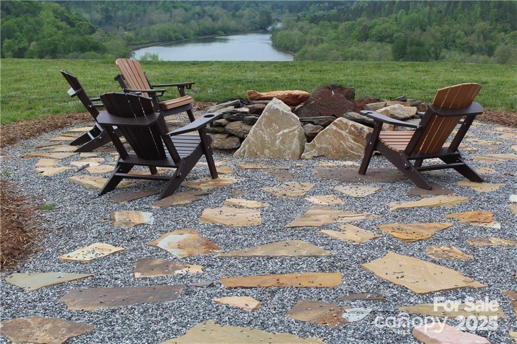 110 Glass Water Point 71 Property Photo 13