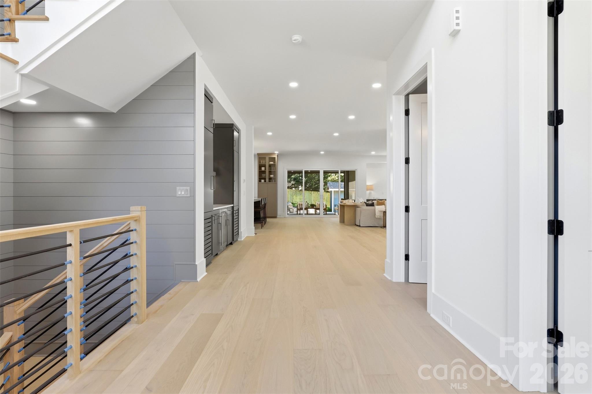 2649 Laburnum Avenue Property Photo 7
