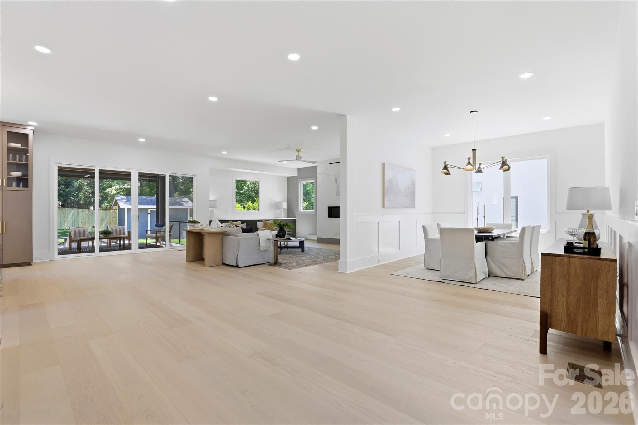 2649 Laburnum Avenue Property Photo 8