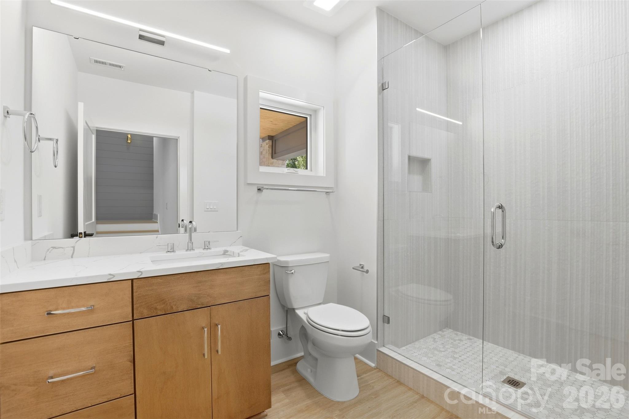 2649 Laburnum Avenue Property Photo 38