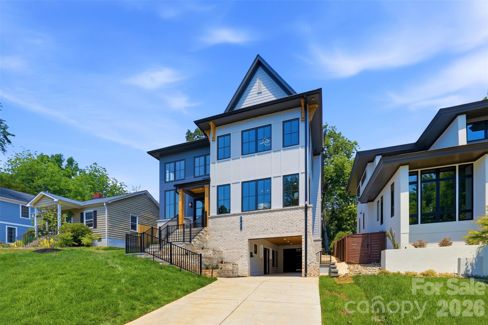 2649 Laburnum Avenue Property Photo 44