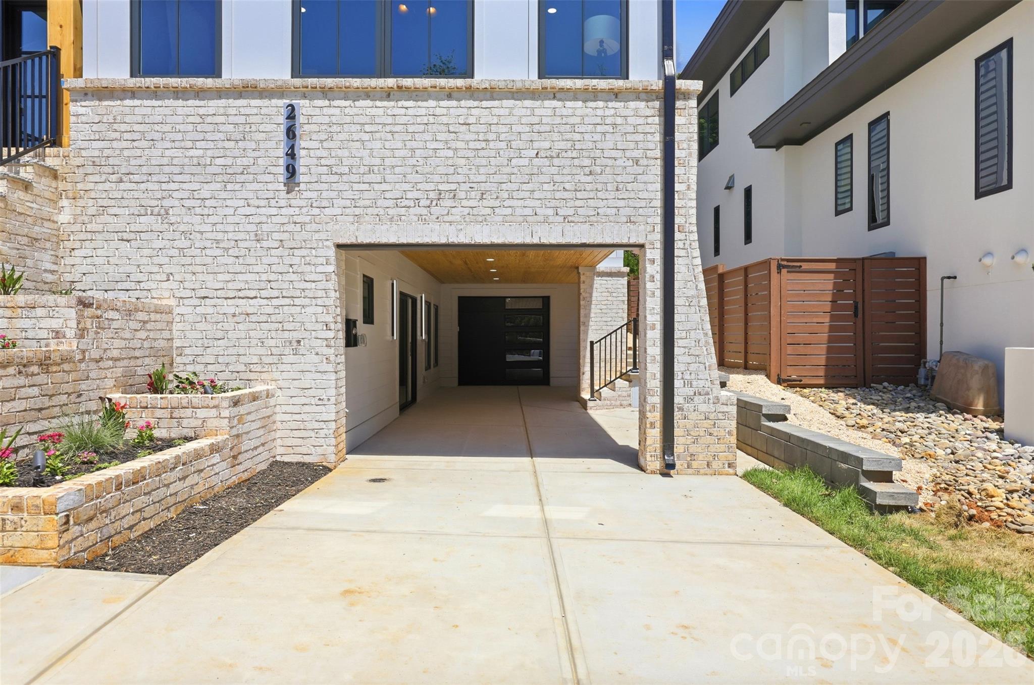2649 Laburnum Avenue Property Photo 46