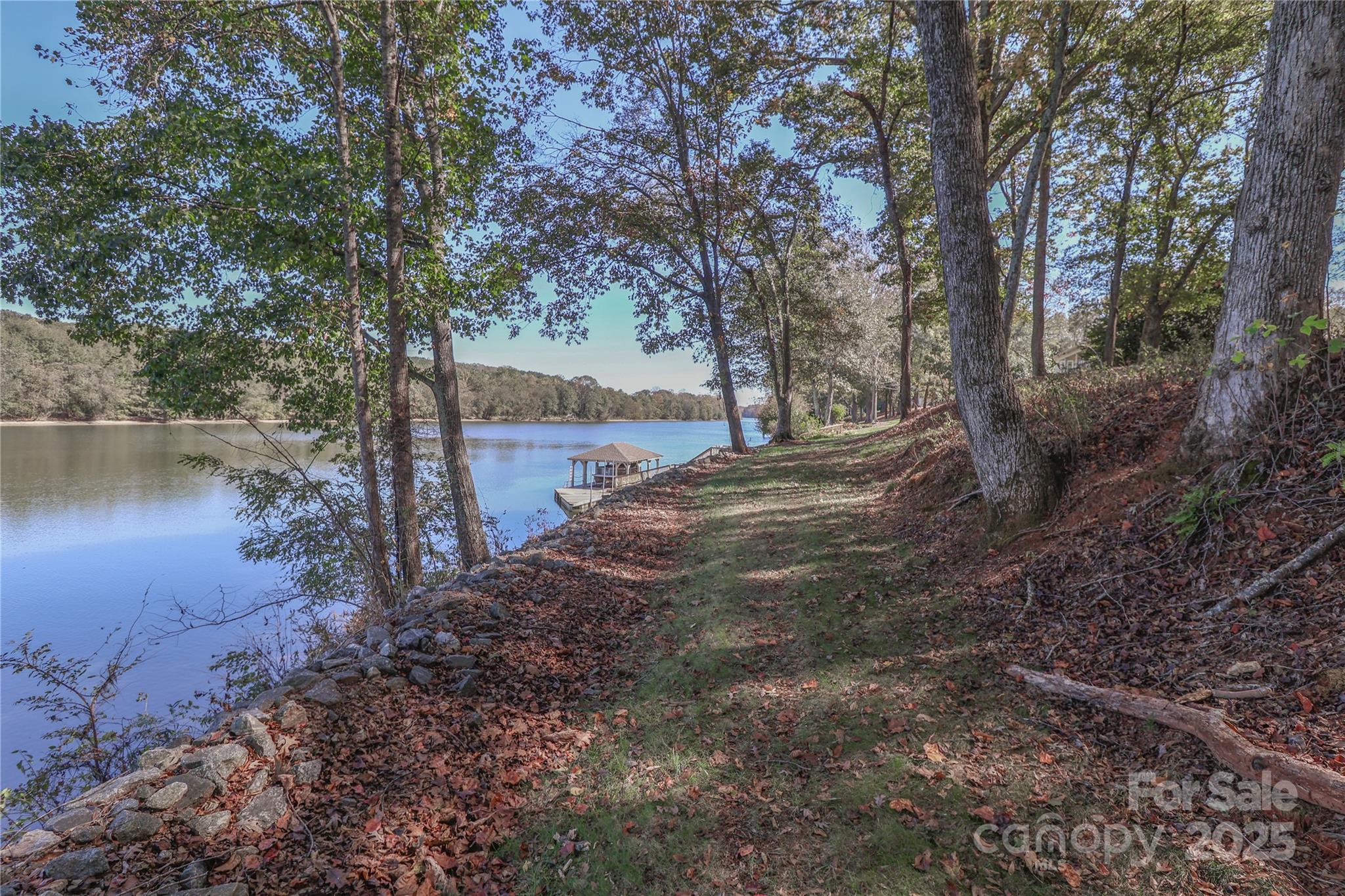 5898 Wood Duck Way Property Photo 7