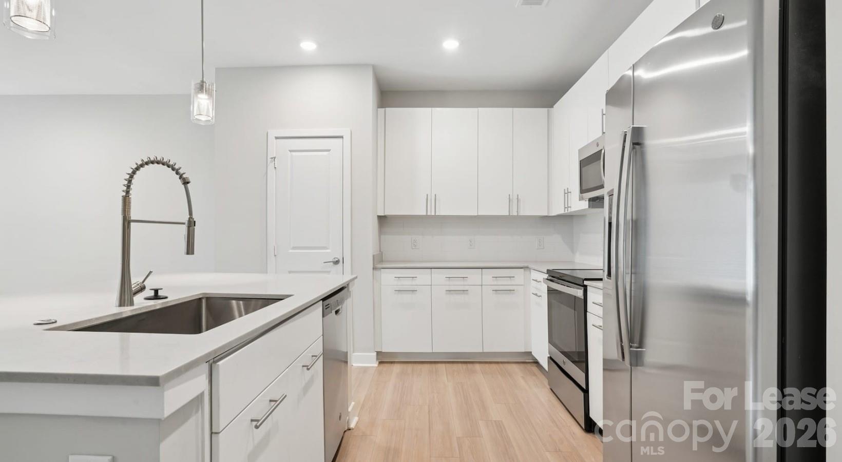 4010 Waiting Street C3 Property Photo 2
