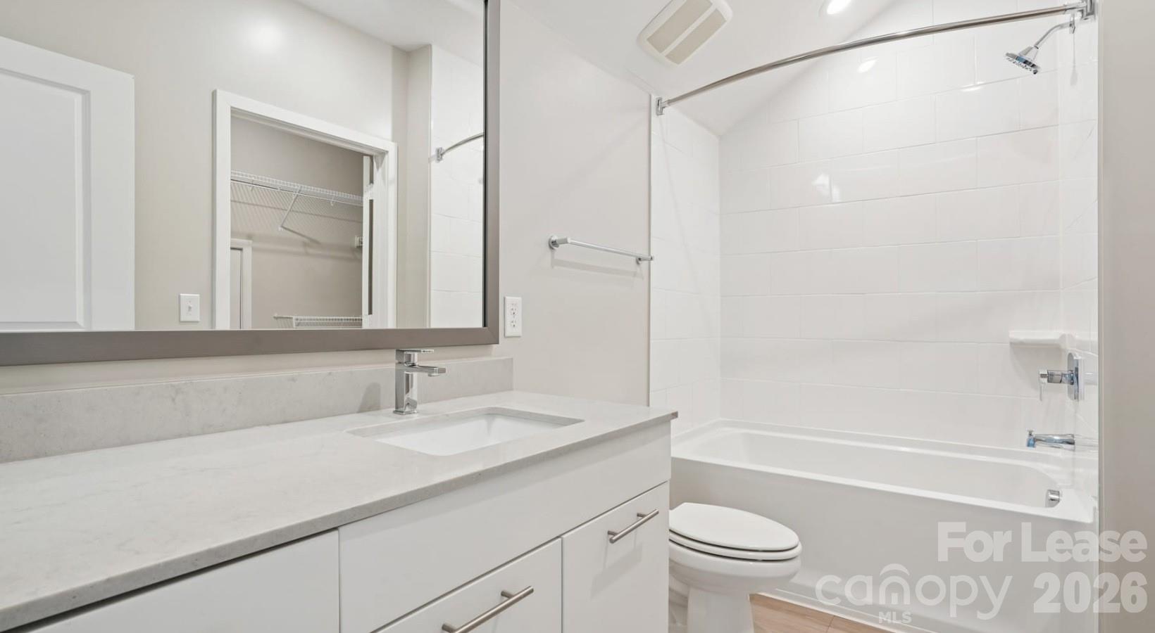 4010 Waiting Street C3 Property Photo 10