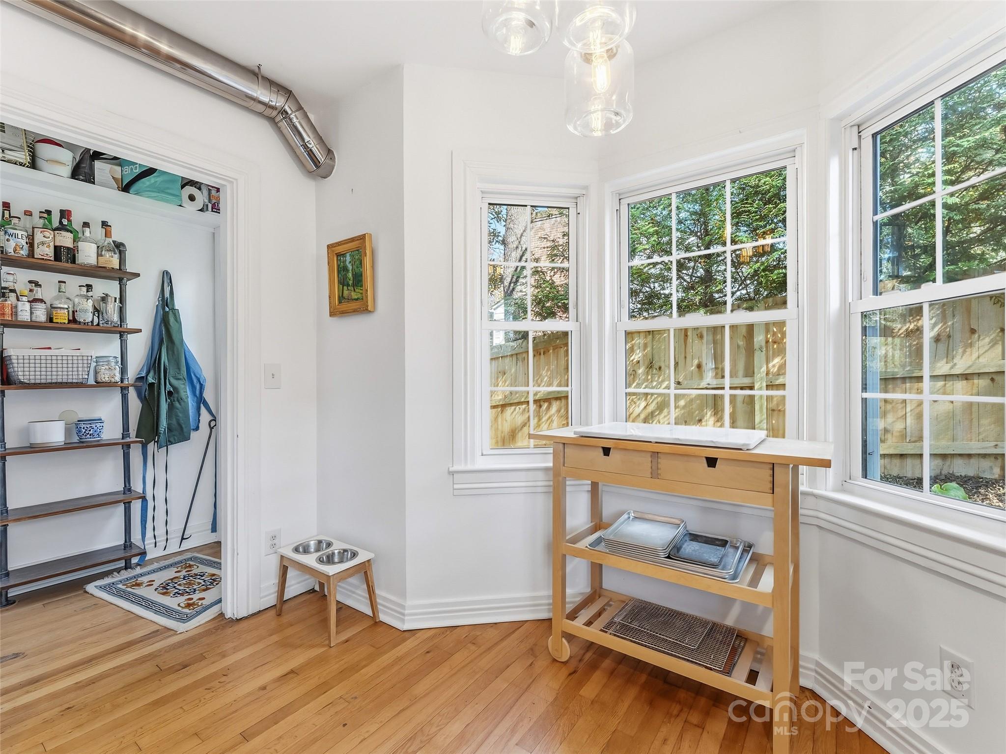 140 Lakeview Avenue Property Photo 19